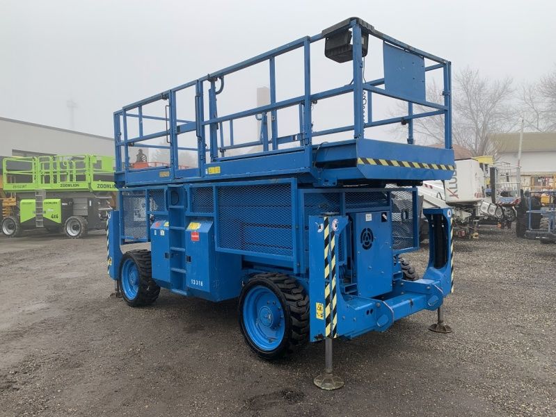 Genie GS4390 - 15,11m, diesel, 4x4 Genie GS4390 - 15,11m, diesel, 4x4