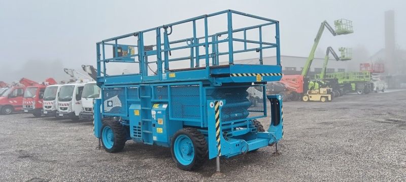 Genie GS4390 - 15,11m, diesel, 4x4 Genie GS4390 - 15,11m, diesel, 4x4